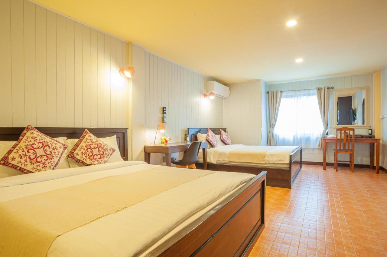 Talay Sai @ Thung Wua Laen Hotel Pathiu Buitenkant foto